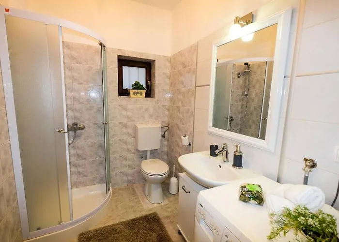 With A Parking Space - 15814 Lejlighed Pula